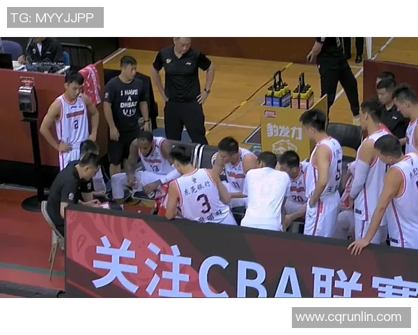 深圳足球队实力引发热议球迷与专家各执一词的争论分析