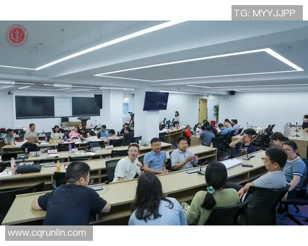 培训班与科班的较量：谁能更有效地培养未来人才