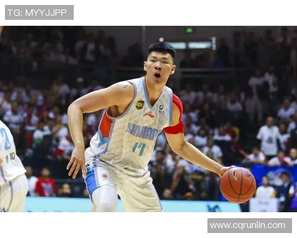 范子铭：从篮球新星到职业生涯的璀璨之路探索与成长的故事