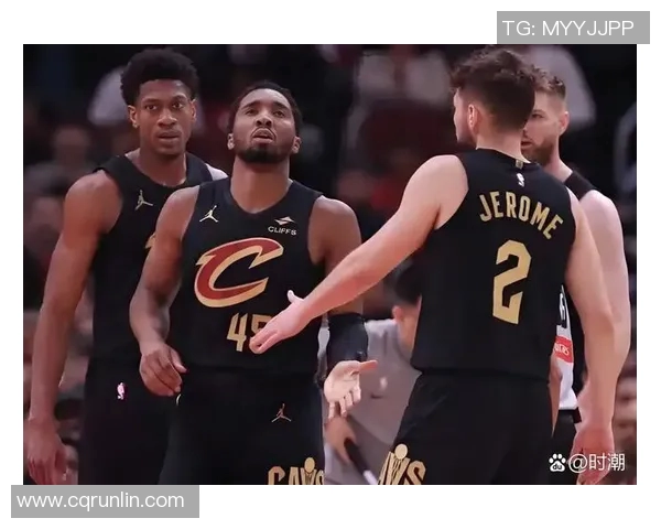 骑士与黄蜂的激烈对决回顾及球队发展历程分析 骑士与黄蜂的激烈对决回顾及球队发展历程分析