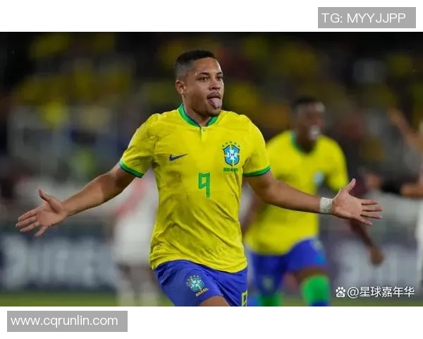 马尔基尼奥斯:从新星崛起到球队核心的传奇之路 马尔基尼奥斯:从新星崛起到球队核心的传奇之路