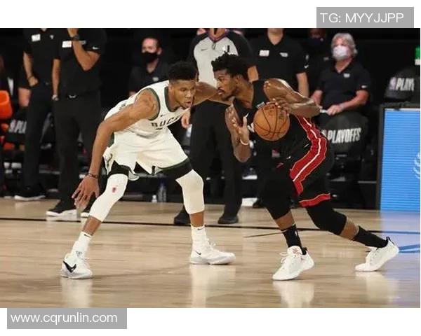 NBA热火与雄鹿激战正酣文字直播全程回顾与精彩瞬间分析 NBA热火与雄鹿激战正酣文字直播全程回顾与精彩瞬间分析