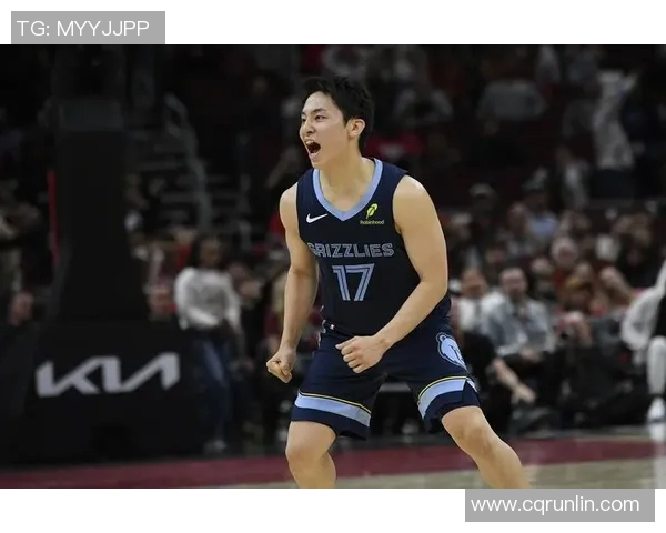 余嘉豪的成长之路与篮球梦想的追逐历程解析