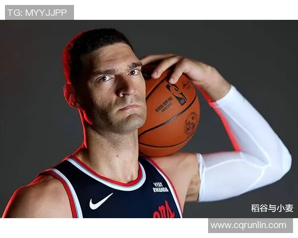 布鲁克洛佩斯的篮球之路:从新秀到NBA明星的蜕变与成长 布鲁克洛佩斯的篮球之路:从新秀到NBA明星的蜕变与成长